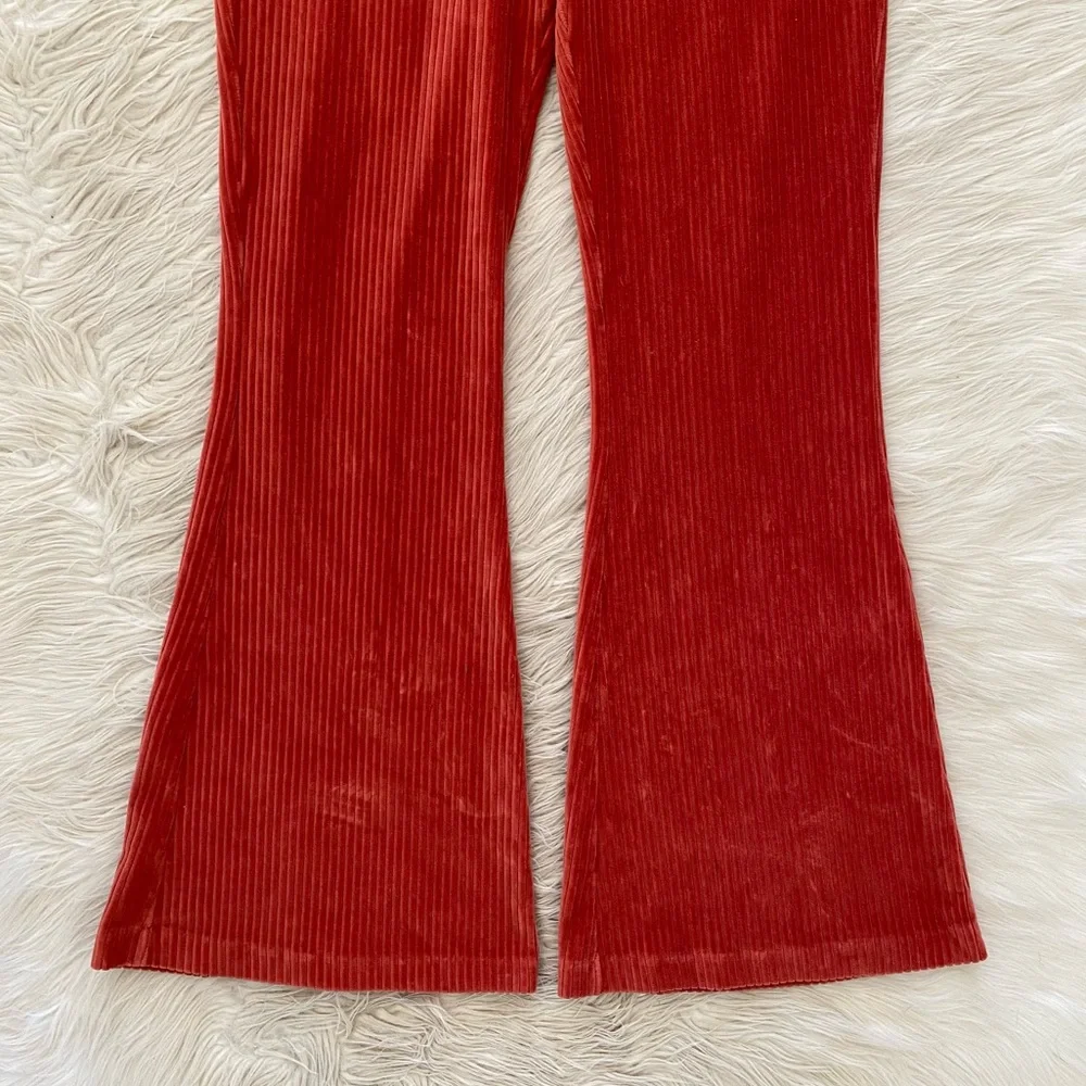 Aerie Groove On Burnt Orange Ribbed Velour Flare Pull On Pants Loungewear Active - Picture 4 of 11
